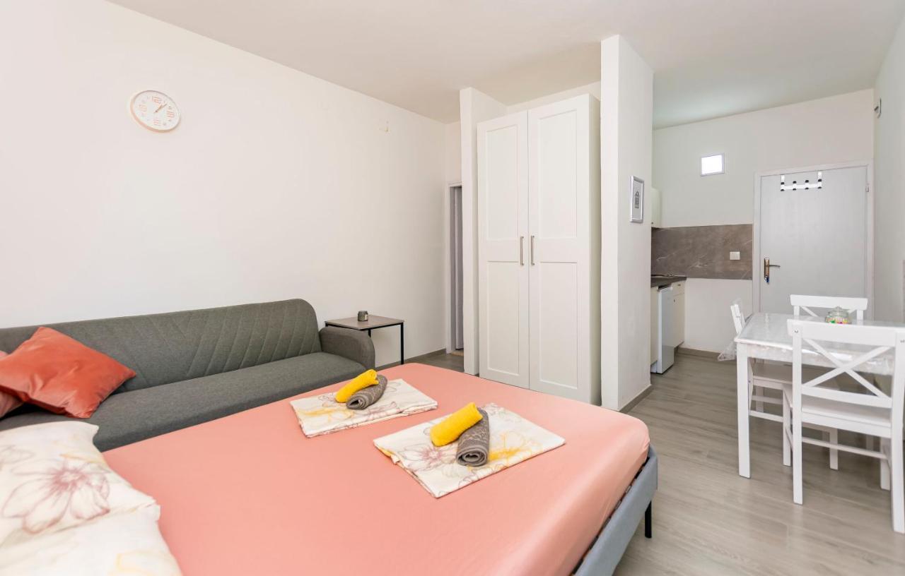Apartments Stipe 로크바 로고즈니차 외부 사진